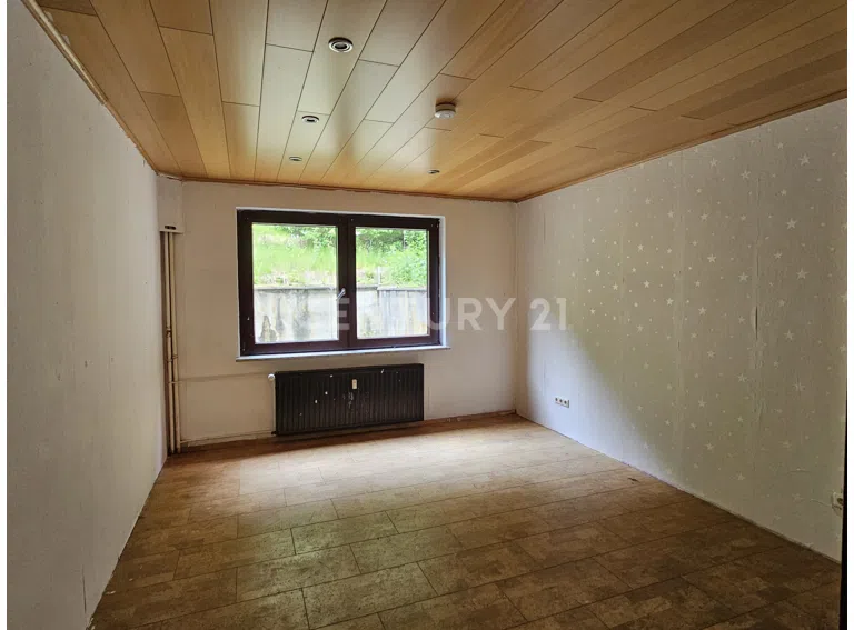 Erdgeschoss-rechts-Schlafzimmer