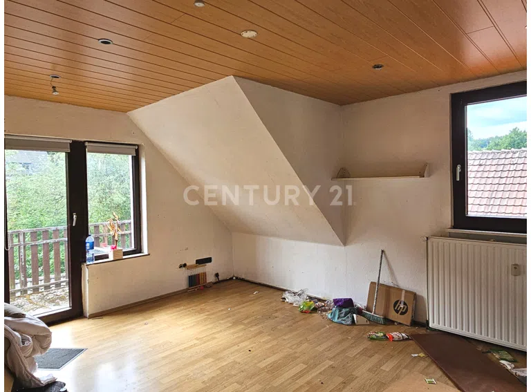 Dachgeschoss-links-Wohnzimmer