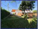 Garten mit Blick zum Haus
