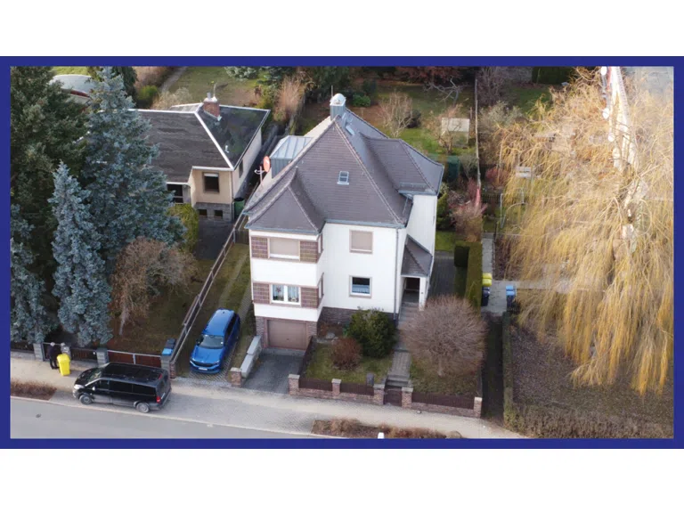 Straßenseite