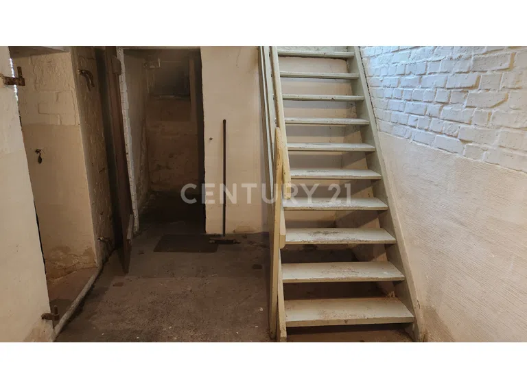 Kellertreppe