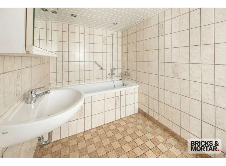 Bad - Dusche Erdgeschoss