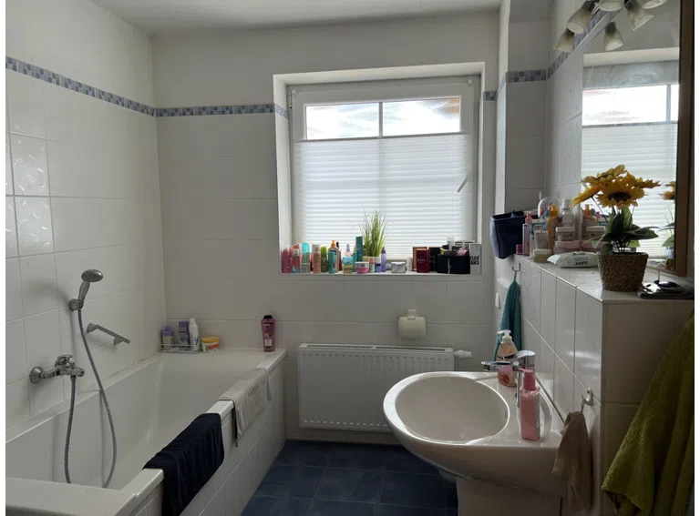 Badezimmer EG