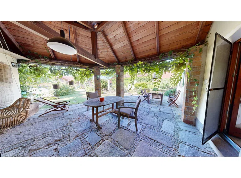 Überdachte Terrasse