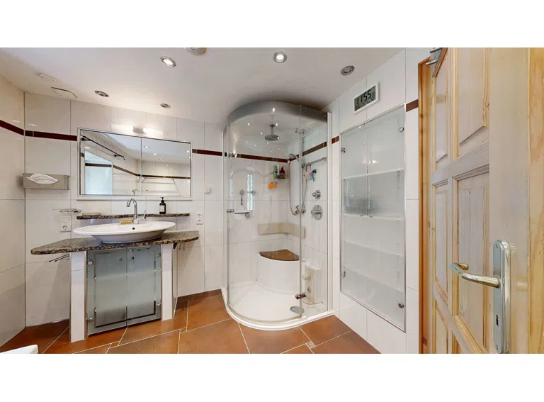 Badezimmer EG
