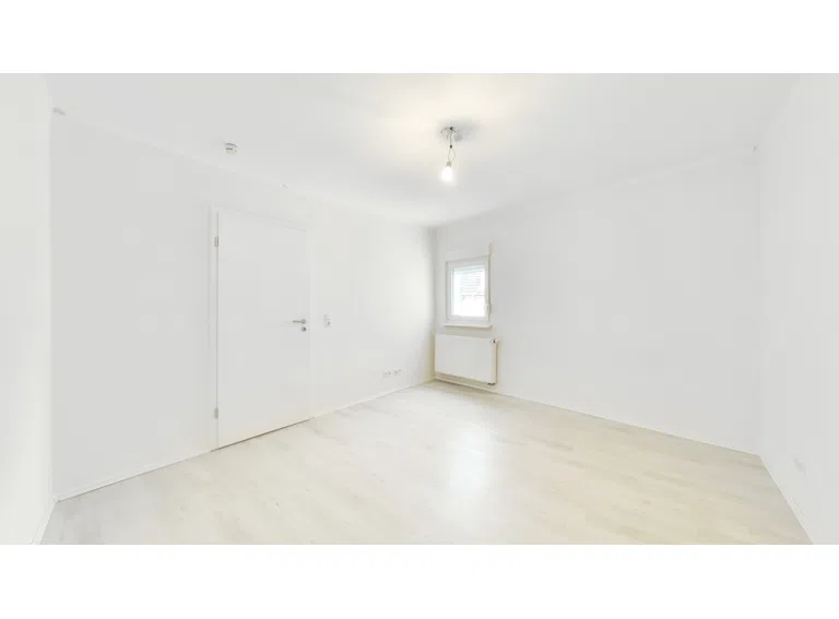 Schlafzimmer DG