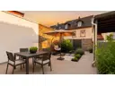 Terrasse mit KI gestaged