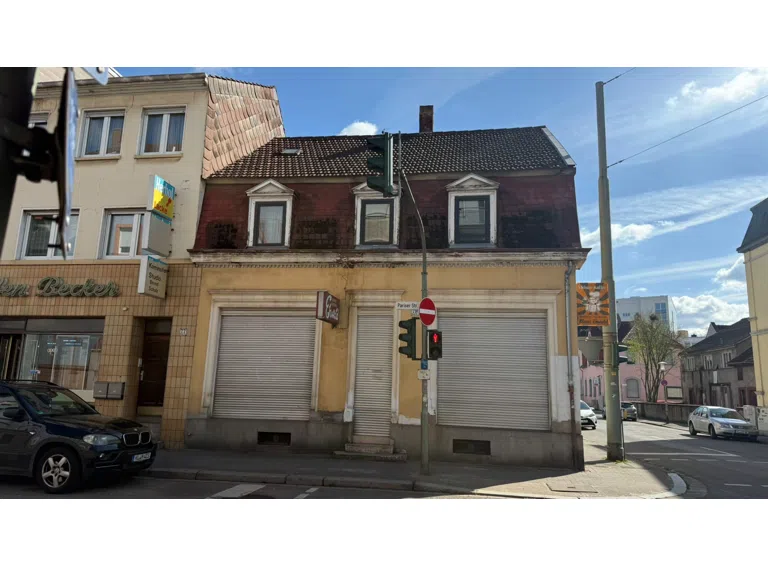 Straßenseite