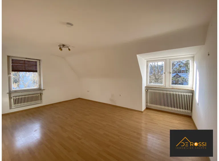 A_GroßesSchlafzimmer_Ost_SuedfensterIMG_1764