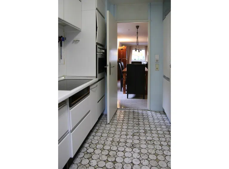 Küche Blick Wohnbereich