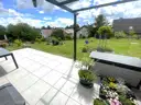Terrasse mit Garten