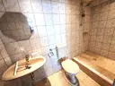 Bad mit Dusche KG
