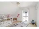 Kinderzimmer - Blick zum Schlafbereich