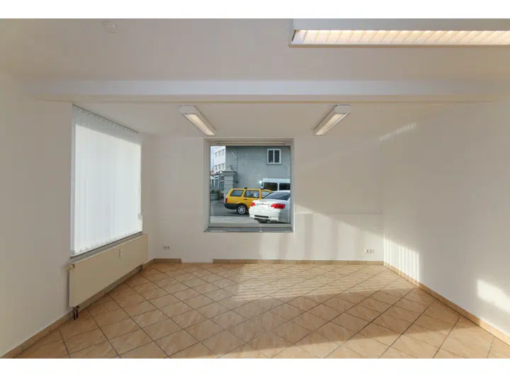 Laden-/Bürofläche EG (3)