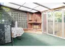 Wintergarten mit Kamin