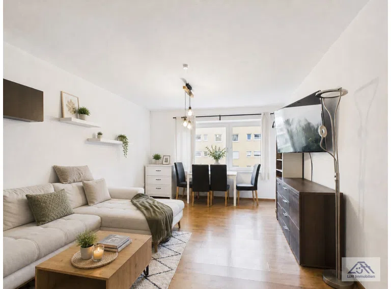 Wohnzimmer - Lütt Immobilien - Kiel.jpg
