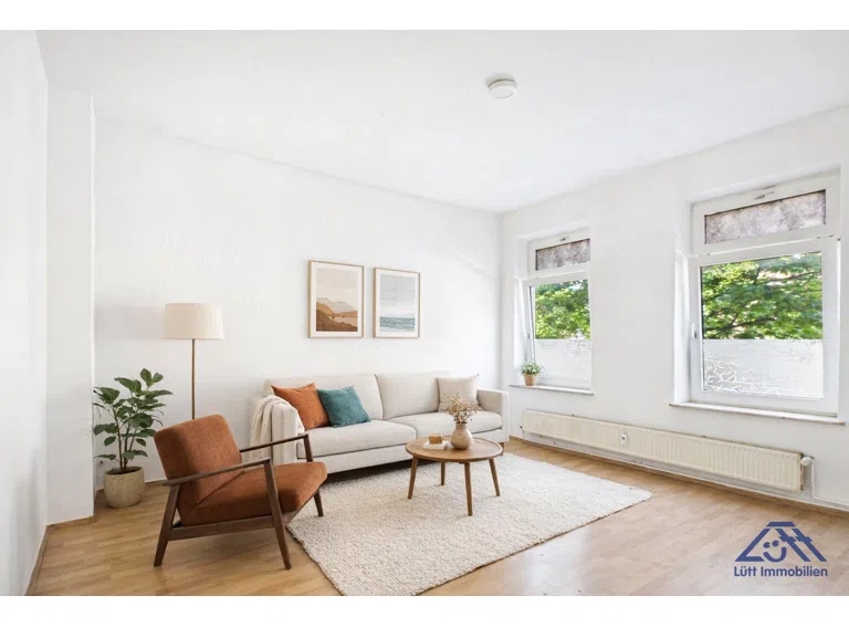 Wohnzimmer eingerichtet - Lütt Immobilien - Kiel