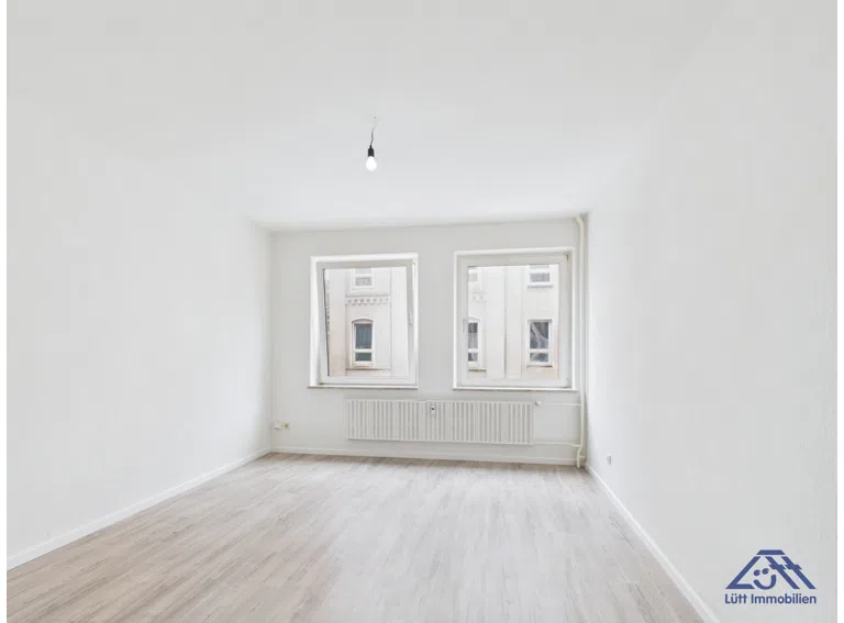 Wohnzimmer-Luett-Immobilien-Kiel-Gaarden