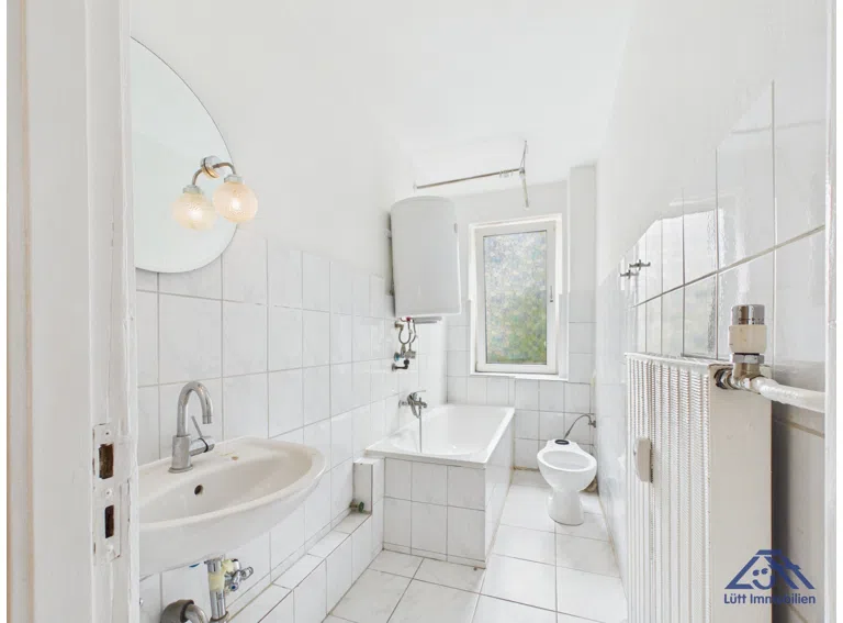 Badezimmer-Luett-Immobilien-Kiel-Gaarden