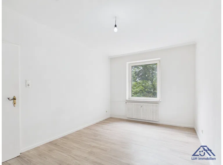 Schlafzimmer-Luett-Immobilien-Kiel-Gaarden