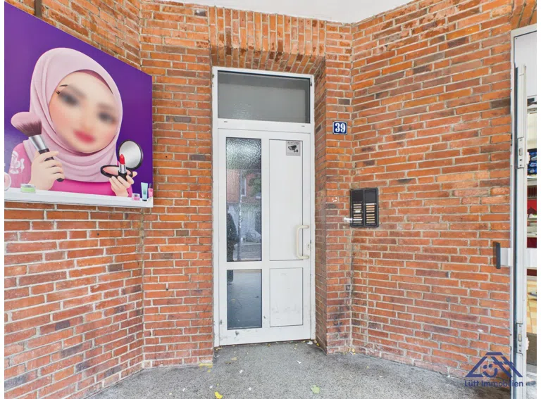 Hauseingang-Luett-Immobilien-Kiel-Gaarden