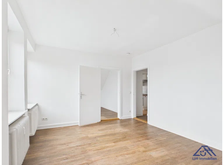 Durchgangszimmer-Luett-Immobilien-Kiel-Brunswik