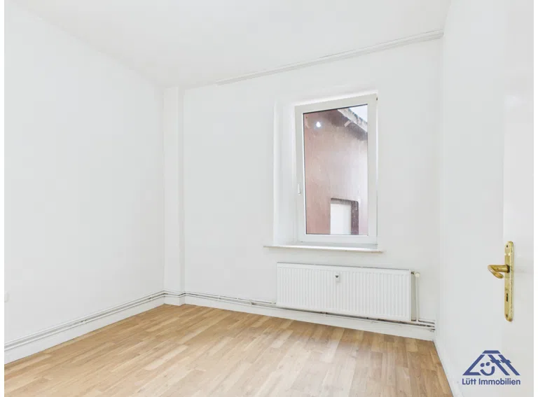Zimmer 2 - Lütt Immobilien Kiel Gaarden
