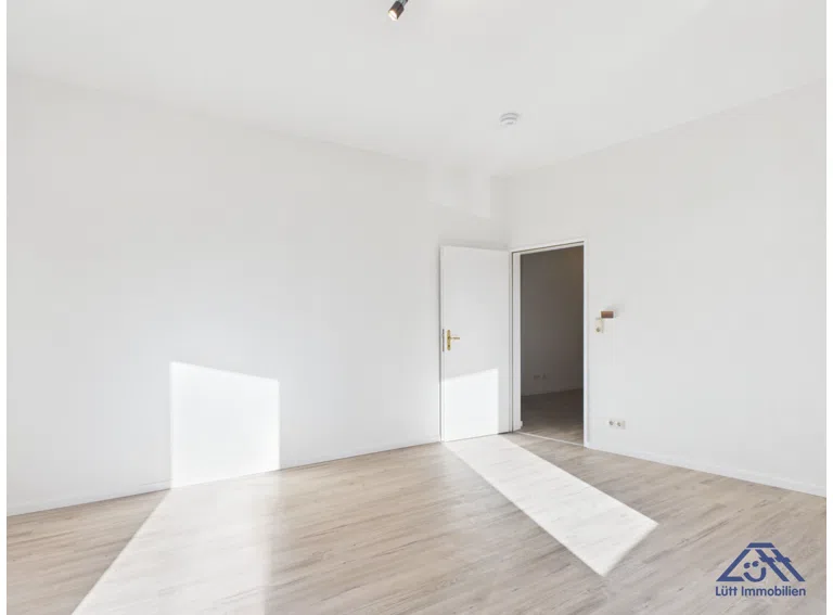 Zimmer-Luett-Immobilien-Kiel-Gaarden.jpg