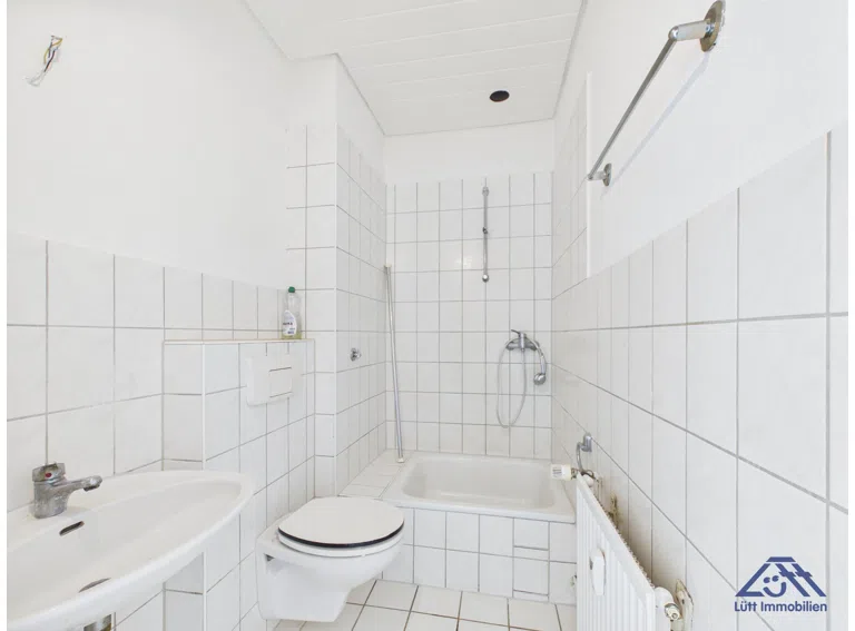 Badezimmer - Lütt Immobilien - Kiel Gaarden