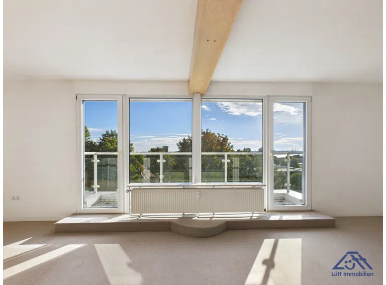 Blick zum Balkon - Lütt Immobilien - Adalbertstraße