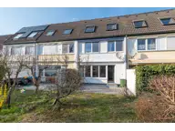 Bild von Familien aufgepasst: 5,5 Zimmer, Garten und ruhige Häuser, in Kirchheim b.München, 133.00 m², 5.50 Zi., Bj. 1972