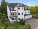 Frontansicht des Hauses