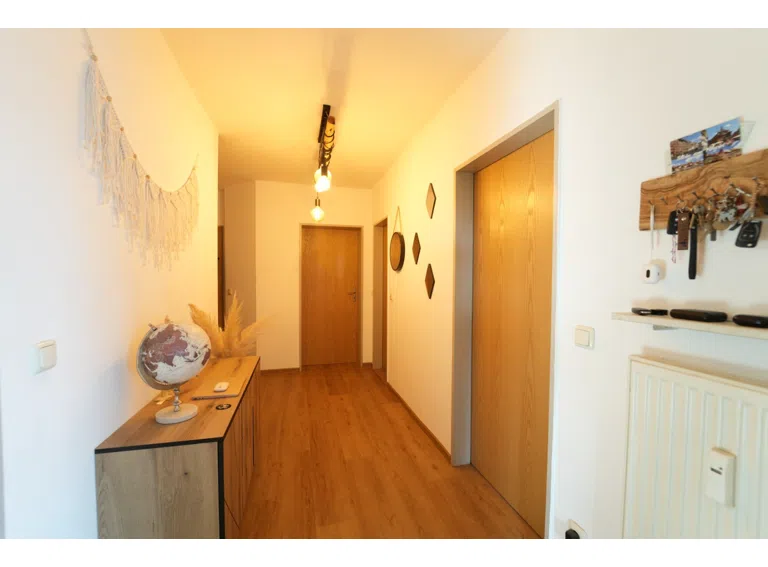 Einladender zentraler Wohnungsflur