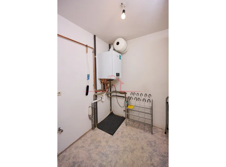 Blick in den praktischen Hauswirtschaftsraum