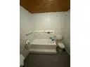11 DG Bad