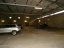 9 Blick von der linken Hallenwand zur rechten Hallenwand