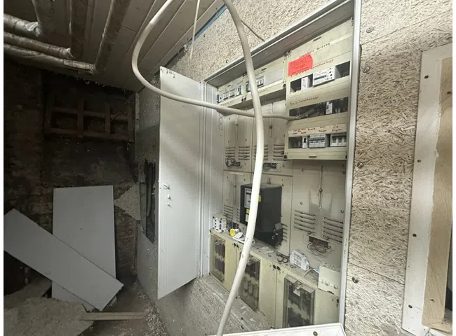 Keller, Elektro