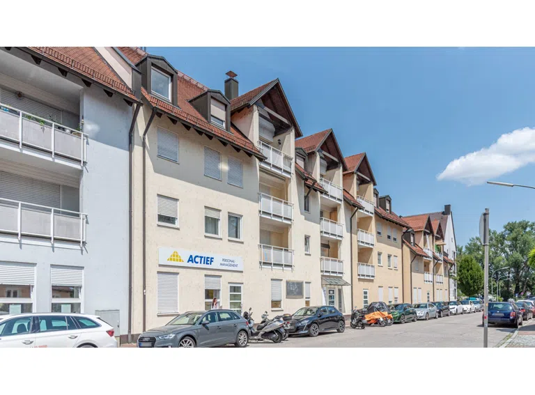 Südansicht mit Loggien