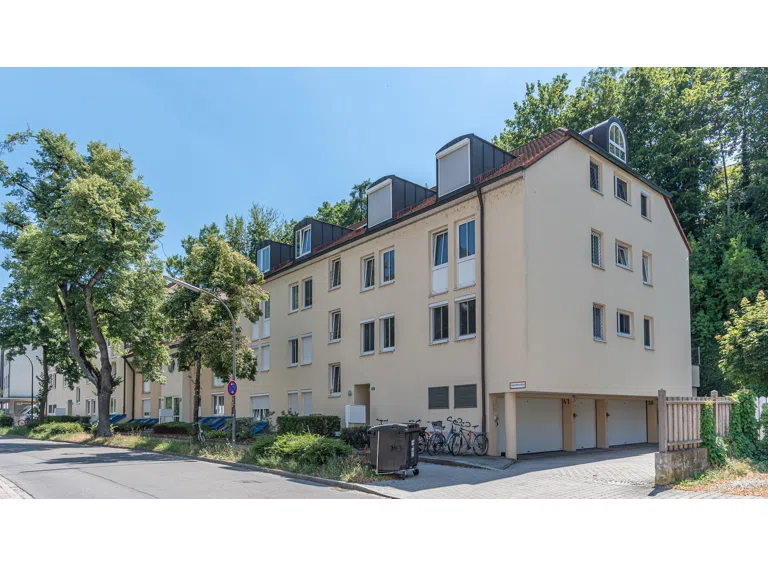 Straßenansicht