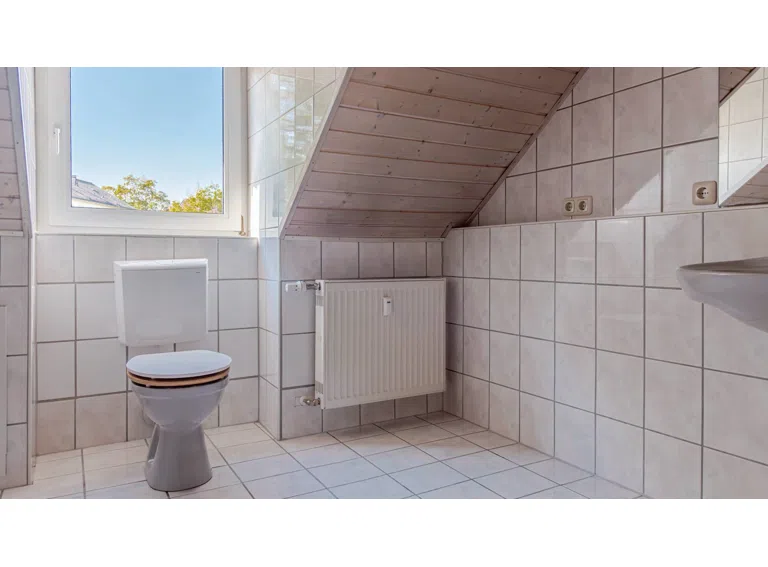 Wannenbad mit Fenster