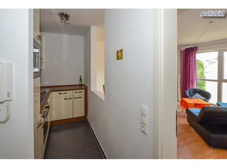 links Kochen - rechts Wohnen
