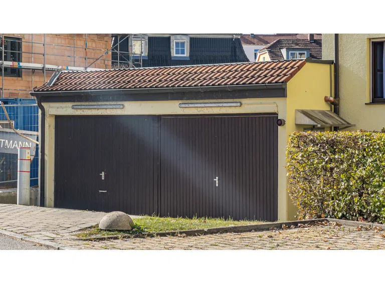Tiefgaragenzufahrt