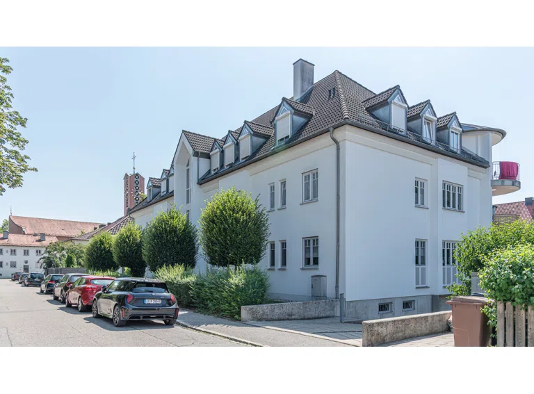 Straßenansicht