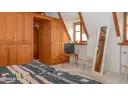 Schlafzimmer mit Einbauschränken