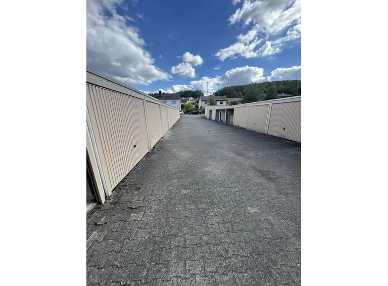 23 Garagenanlage