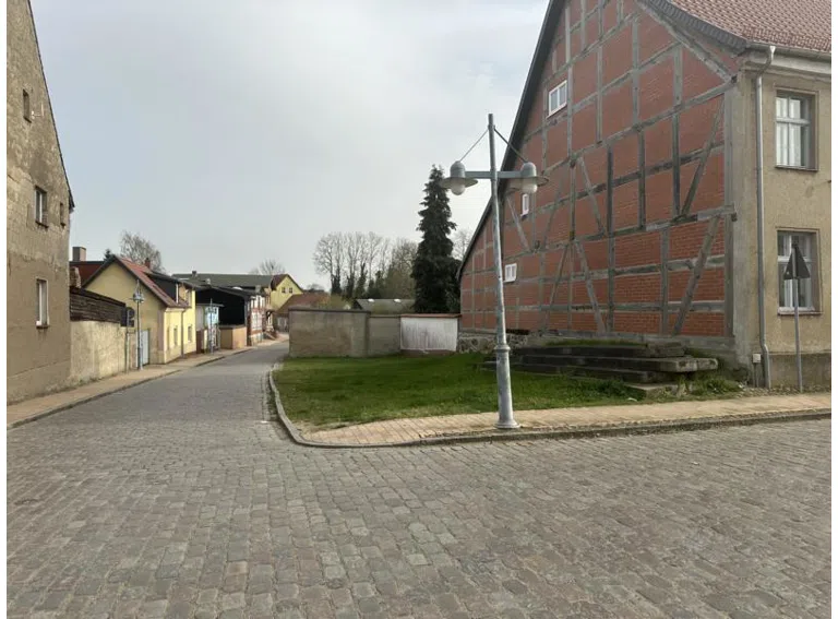 Eckgrundstück