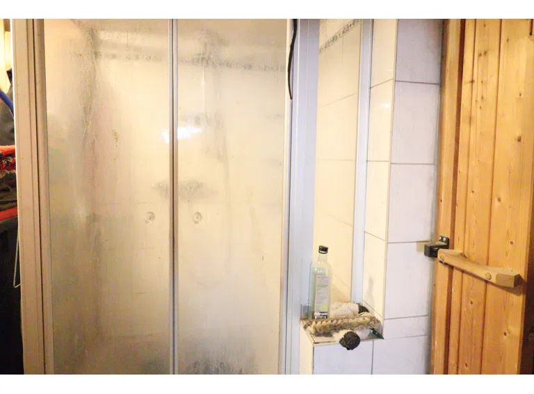 Badezimmer - Dusche