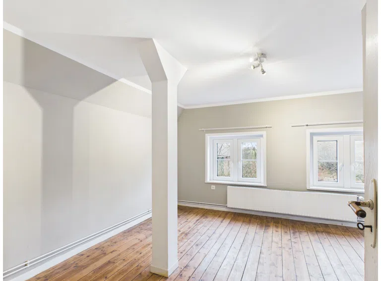 Kossau - Lütt Immobilien - Zimmer oben