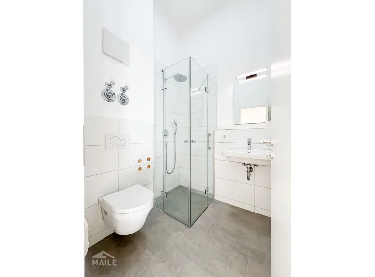 Badezimmer 2