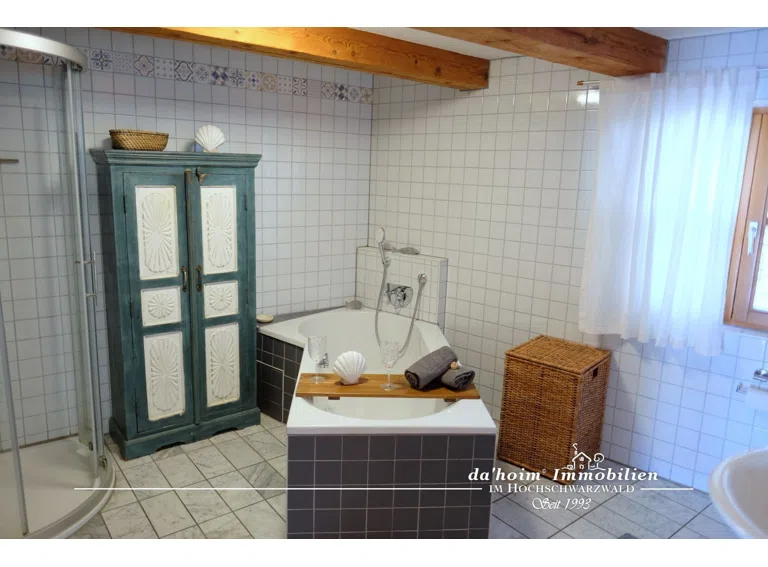 Schwarzwald-Fachwerkhaus-017dahoim_immo_wtm.JPG